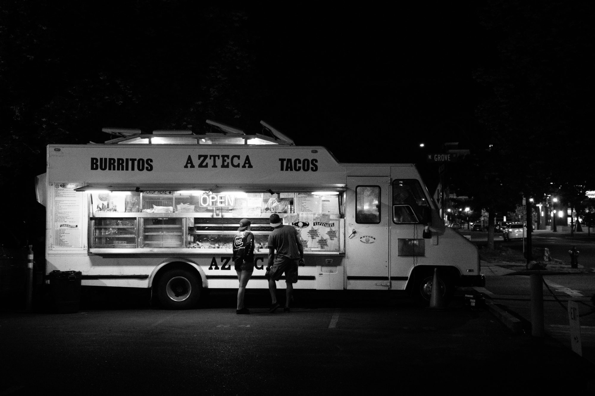 debunking-myths-about-the-food-truck-industry-custom-concessions